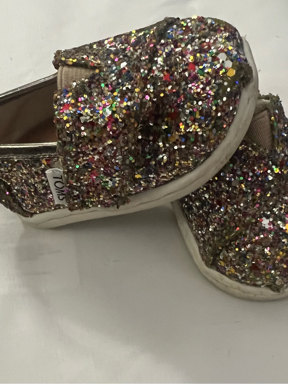 Toms Kids Glitter Slip-On Shoes - size T3; GUC